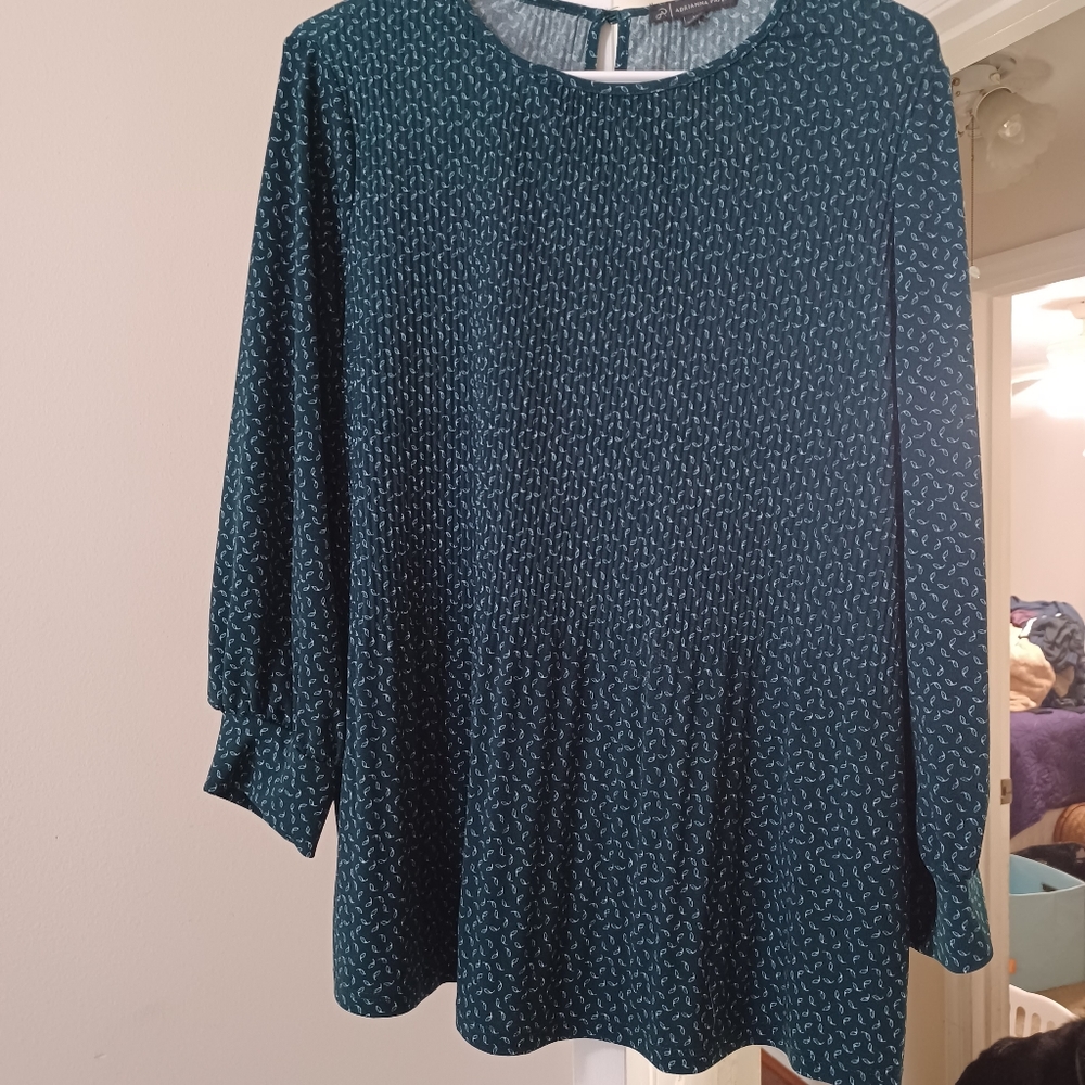 Green Flowy Blouse